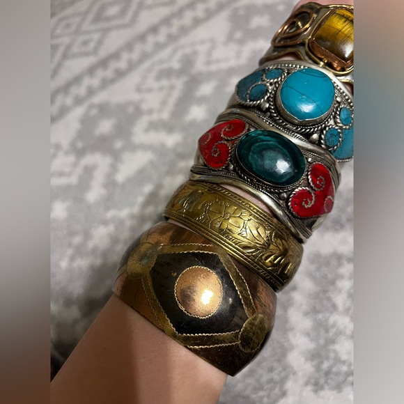5 Native american jewelry bracelet Bundle Turquoise Bronze Stone Red Cuff Green. - Picture 3 of 11